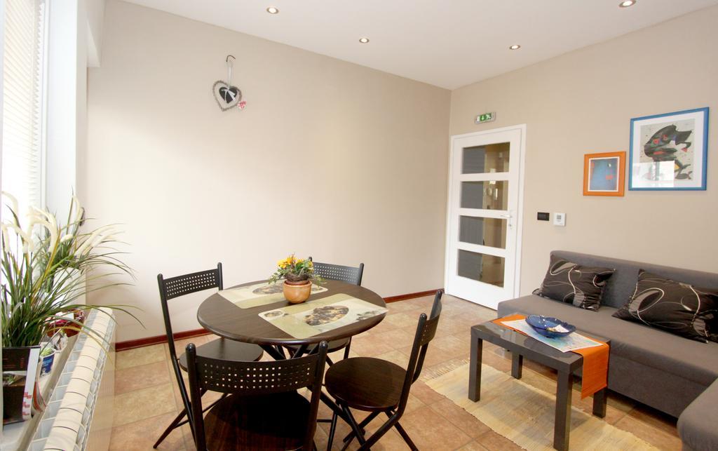 Sneki Apartment Belgrado Esterno foto